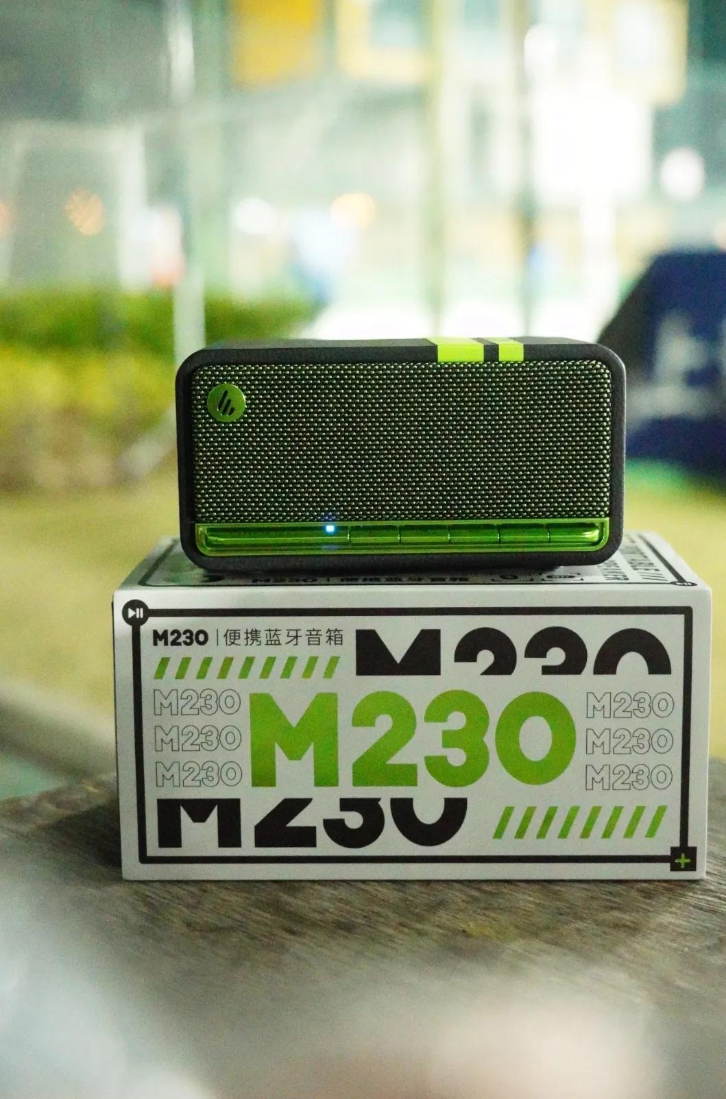 m230棕木纹对比绿魔黑音质,m230黑色