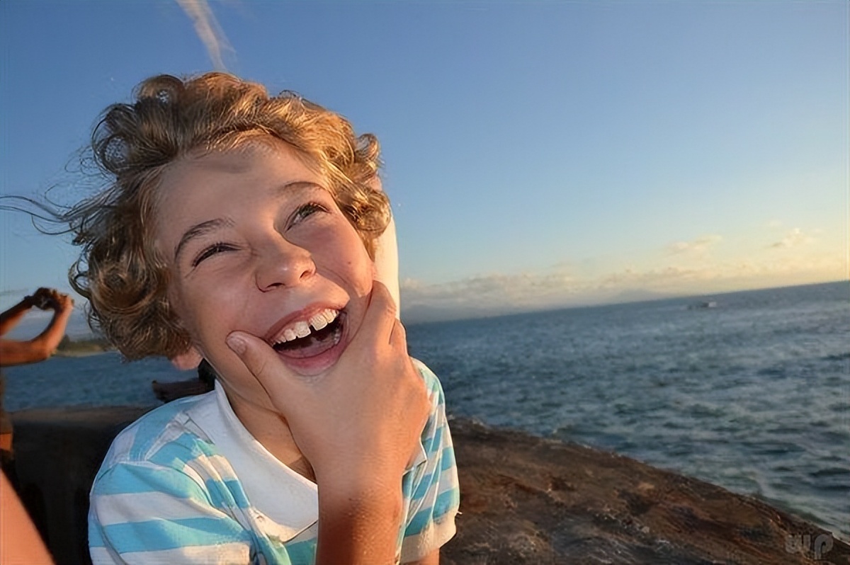 孩子不吃糖也有蛀牙是什么原因,10岁孩子不吃糖还有蛀牙