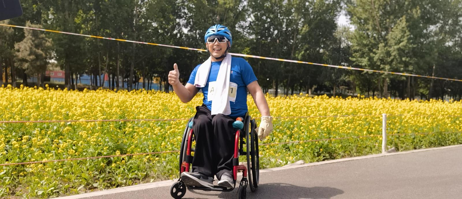 万人奔跑激情四射,万人马拉松比赛场面