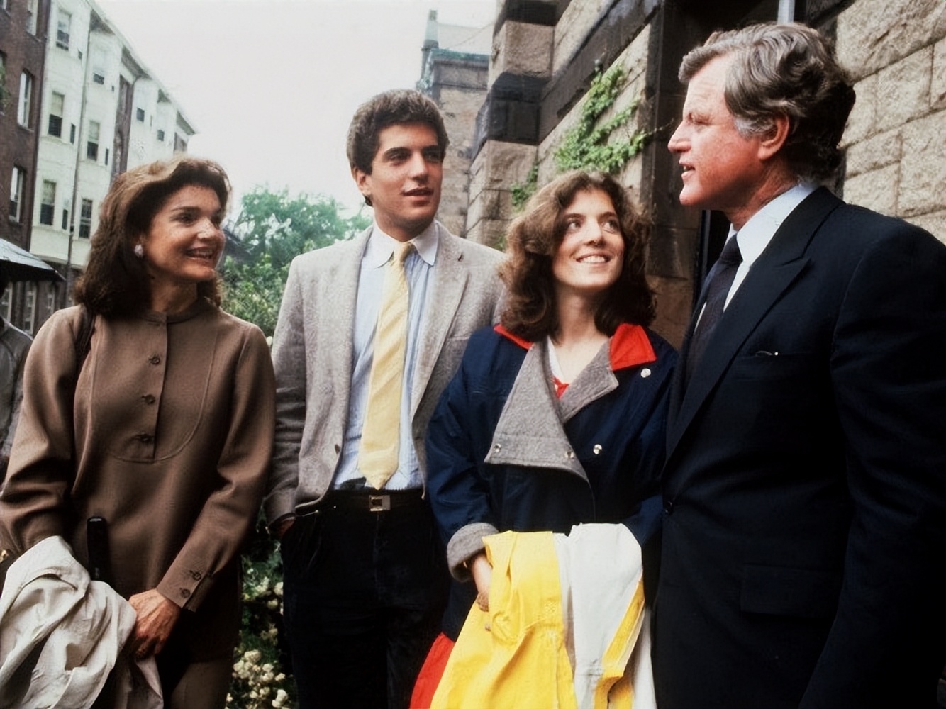 杰奎琳嫁给希腊船王,杰奎琳后面嫁给了谁