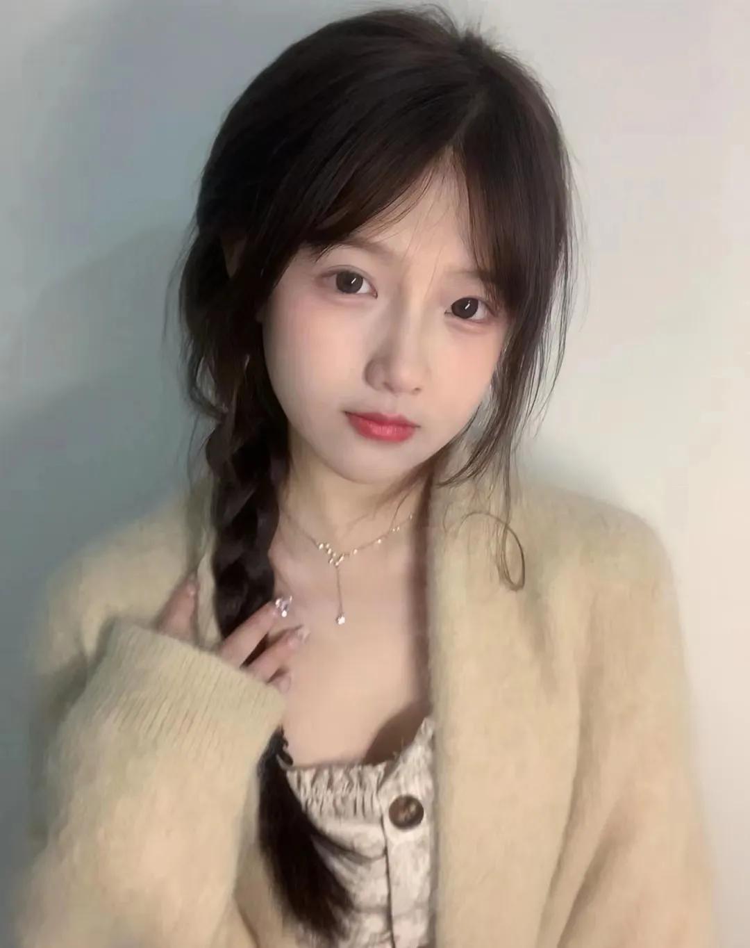 最新流行的美女壁纸图片高清大图,高清大图美女壁纸网站