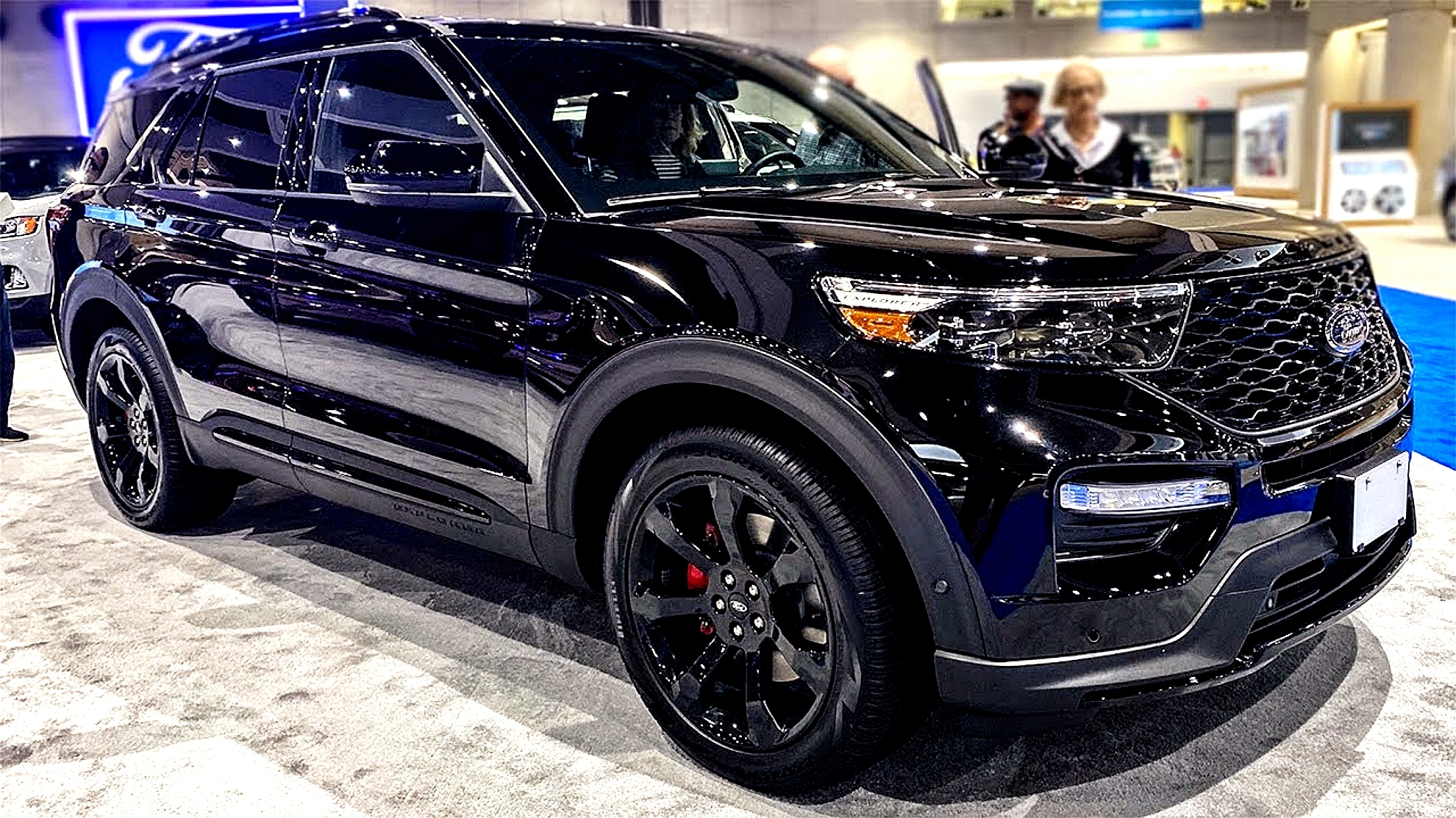 长途自驾，买什么SUV更靠谱？四驱+AT，省油耐造，选它们就对了