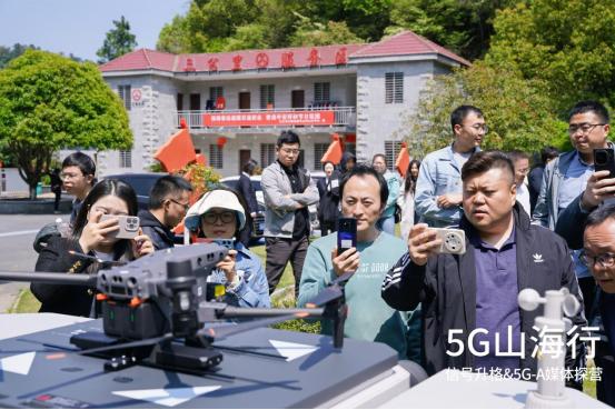 行业权威专家和主流媒体团赴江西，看江西联通如何让“信号升格”