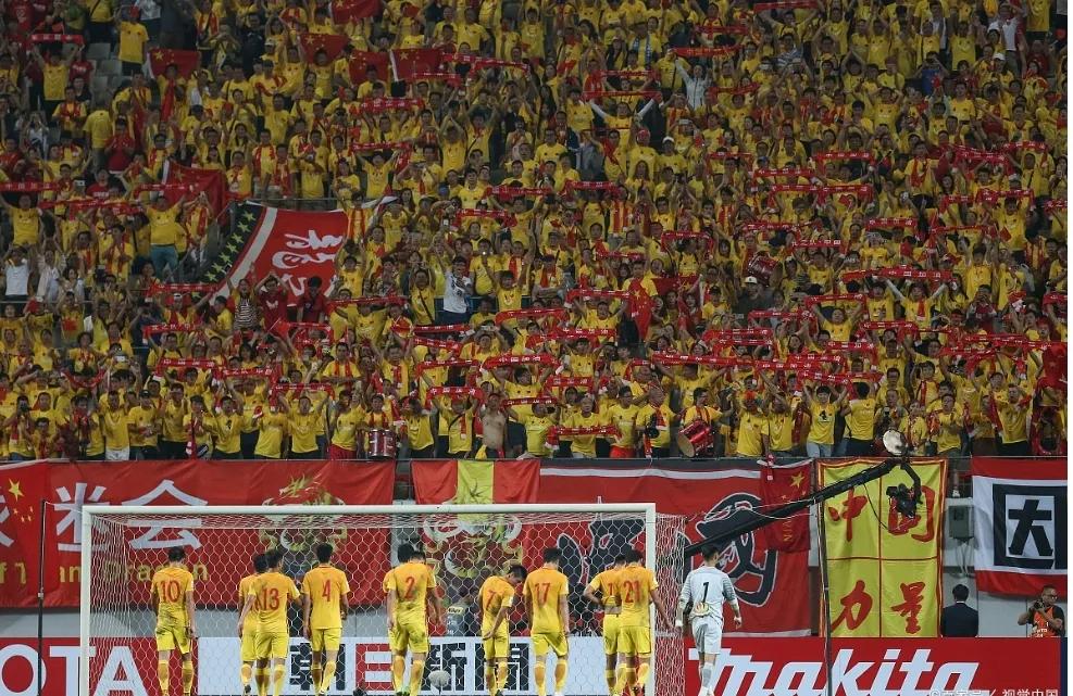 里皮和奎托斯比赛,国足奎罗斯简历