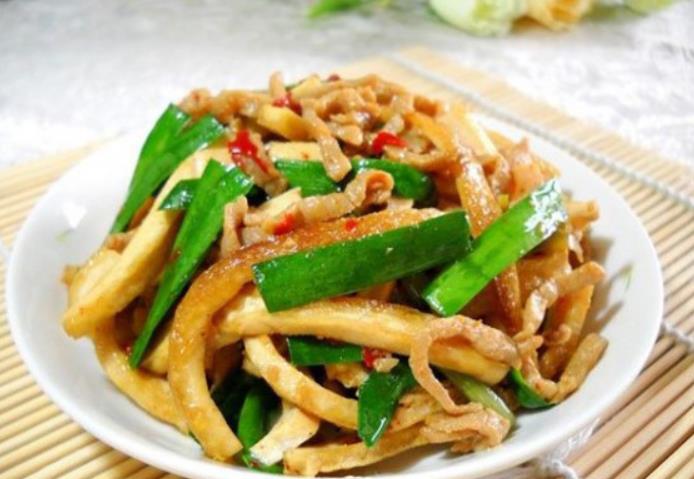 炒春笋之前要焯水多长时间,清炒春笋需要焯水吗