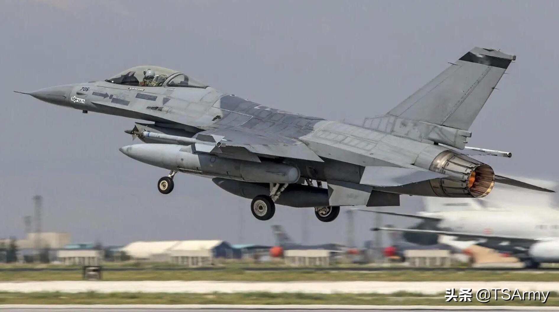 美军十大王牌武器,美国为什么要让f117退役