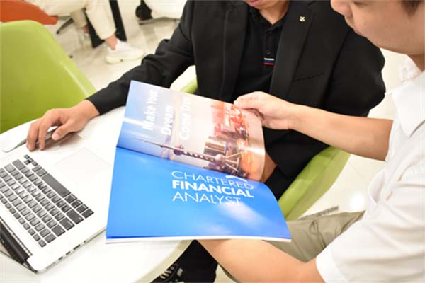 cfa做什么工作,cfa持证人在深圳找工作容易吗