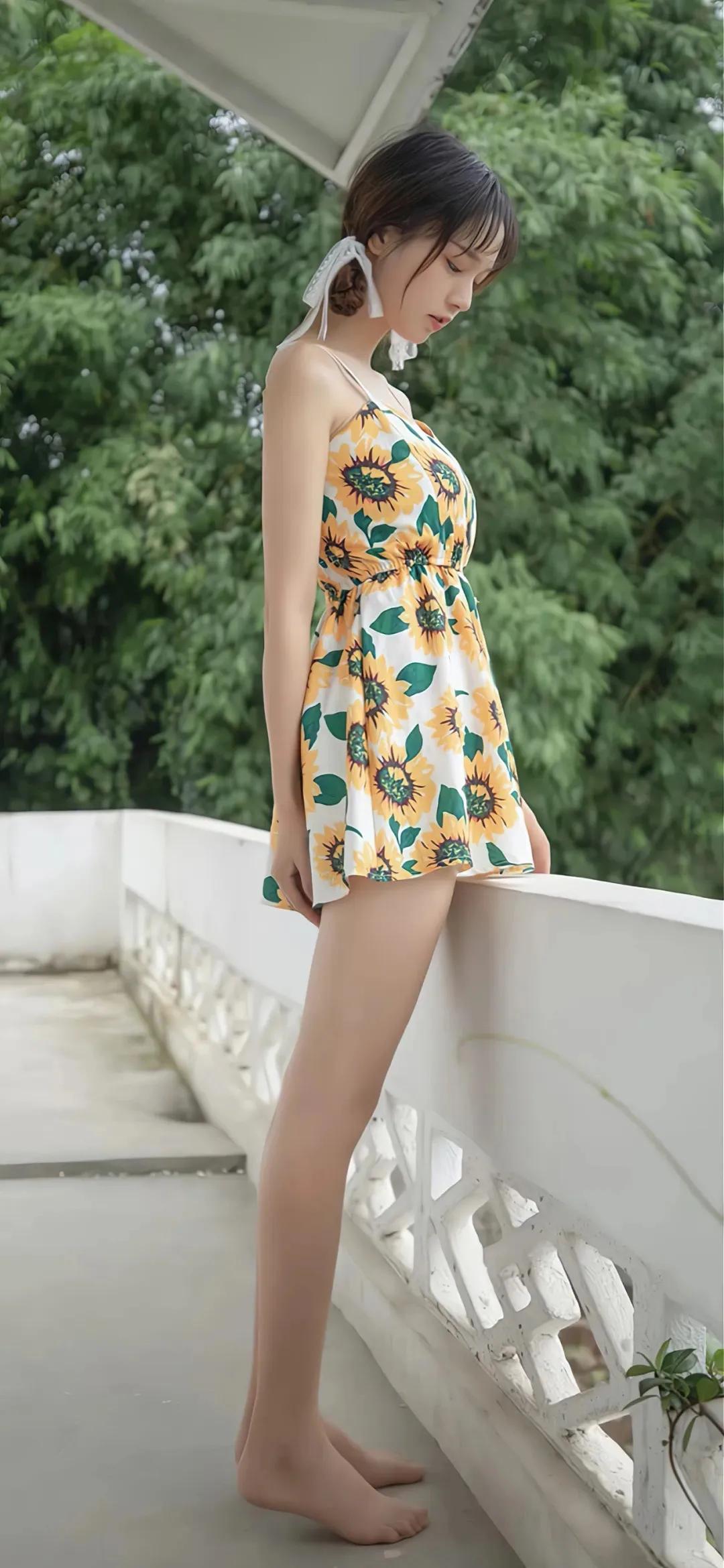 蓝红色美女全屏壁纸,二次元美女壁纸全屏