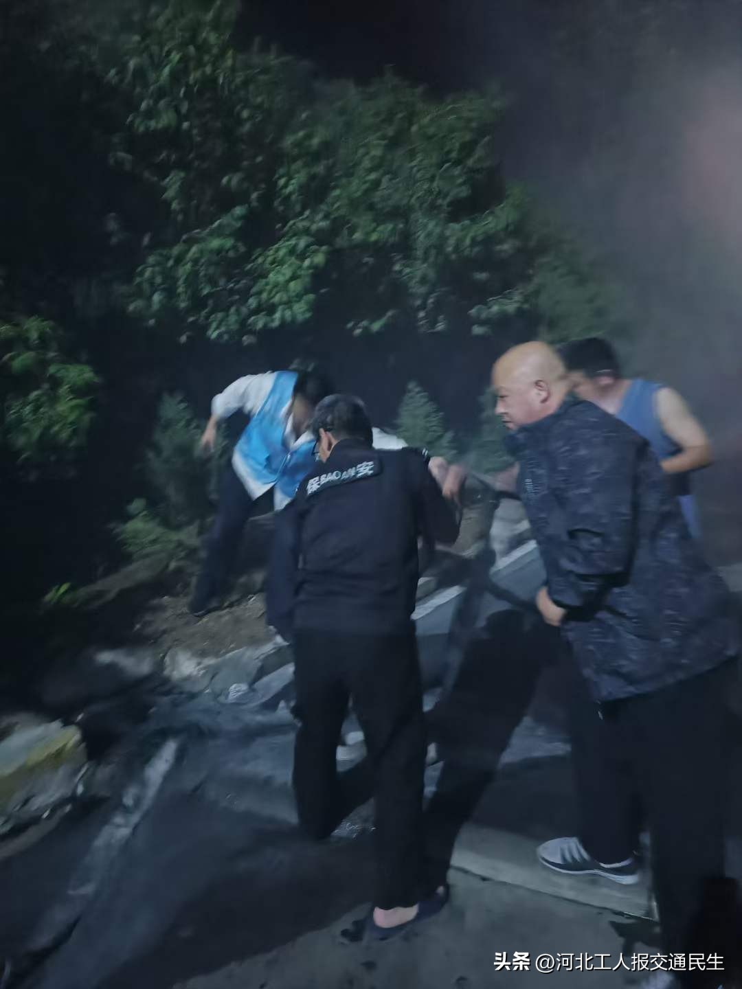 大货车自燃事故,大货车自燃事件