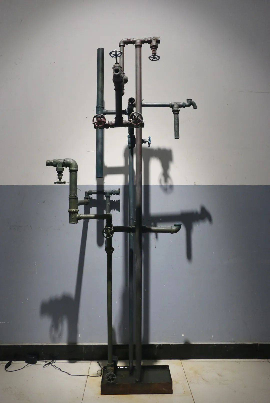 一束光当代艺术展,2022年中国当代艺术展作品展