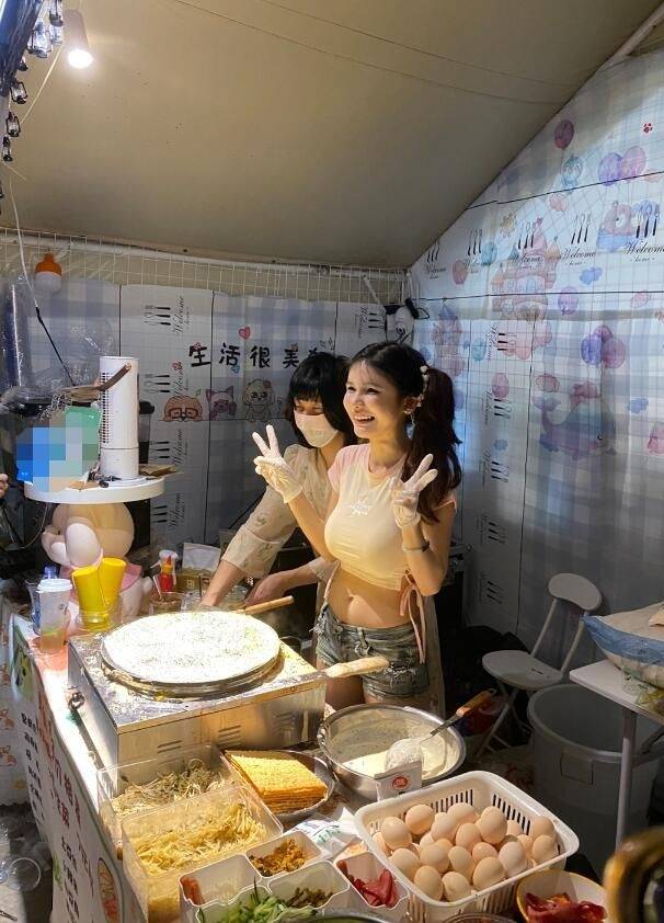 网红“狗头萝莉”:出摊31天收入5.4万!实赚4千多,宣布摊位停业