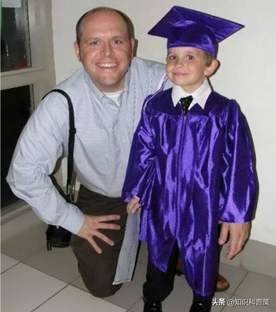 20张你必须要看的古怪老照片,20张照片看哭了你有勇气看完吗