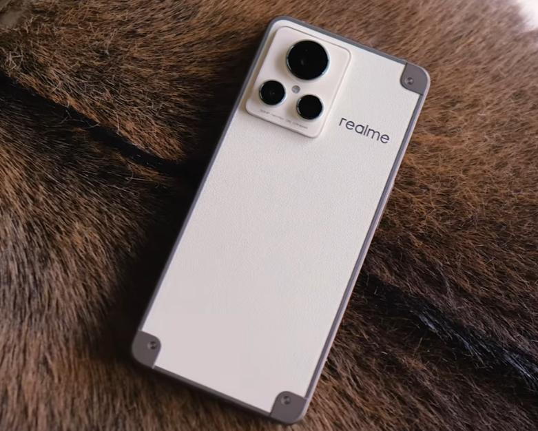 目前最适合捡漏的手机,目前最适合捡漏的旗舰机