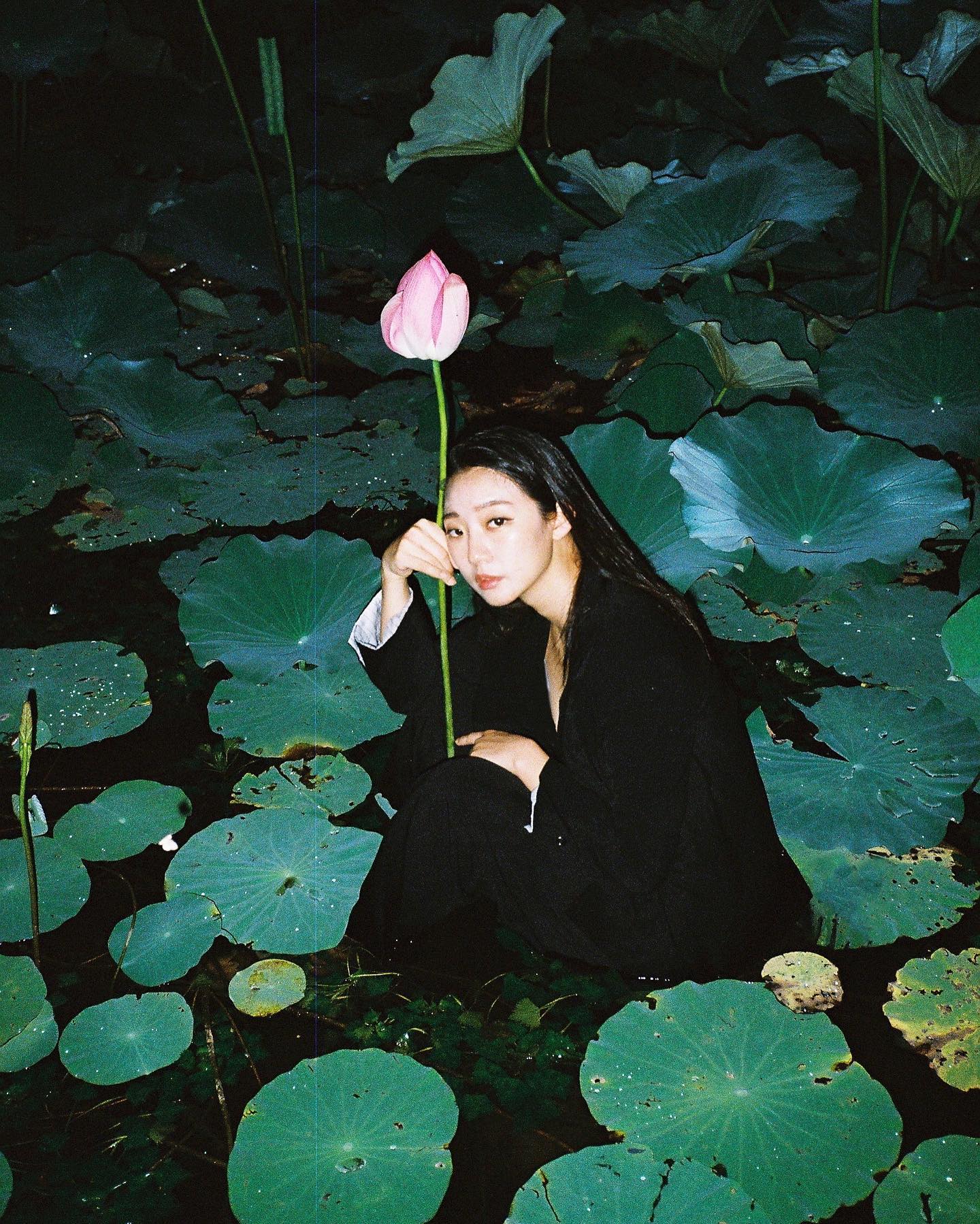 摄影师荷花写真,荷花人像写真修图