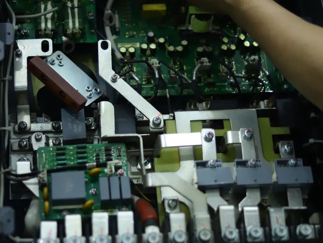 工业机器人维修视频,工业机器人主板维修视频