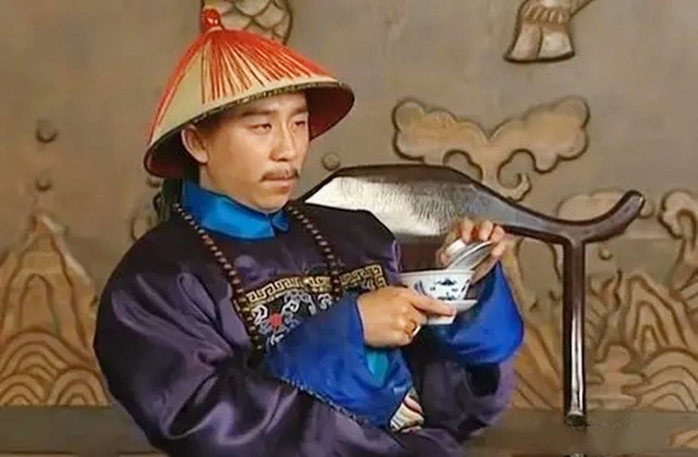 野史：雍正喝茶，店家说毛尖五百文一斤，太监：三十两一斤