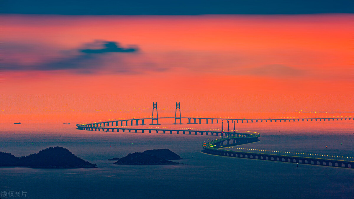 短篇小说#夕阳上的双影#