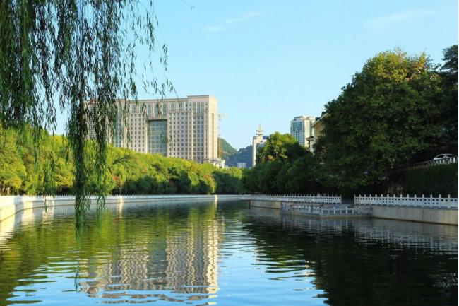 这样的贵阳你还愿意来吗,这个角度的贵阳你见过吗