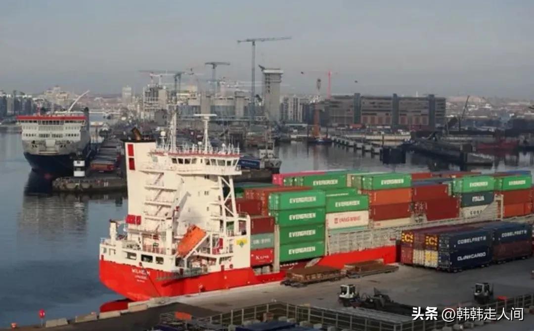 英国日不落帝国为啥成了美国小弟,英国是怎么从日不落帝国衰落的