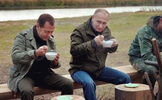 70岁高龄的帅小伙普京,普京年轻到现在颜值变化