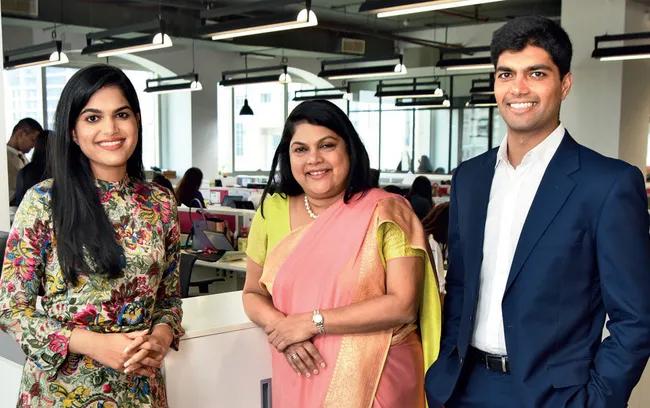 50岁创业，60岁发家，女性创业者纳亚尔和她的印度美妆帝国