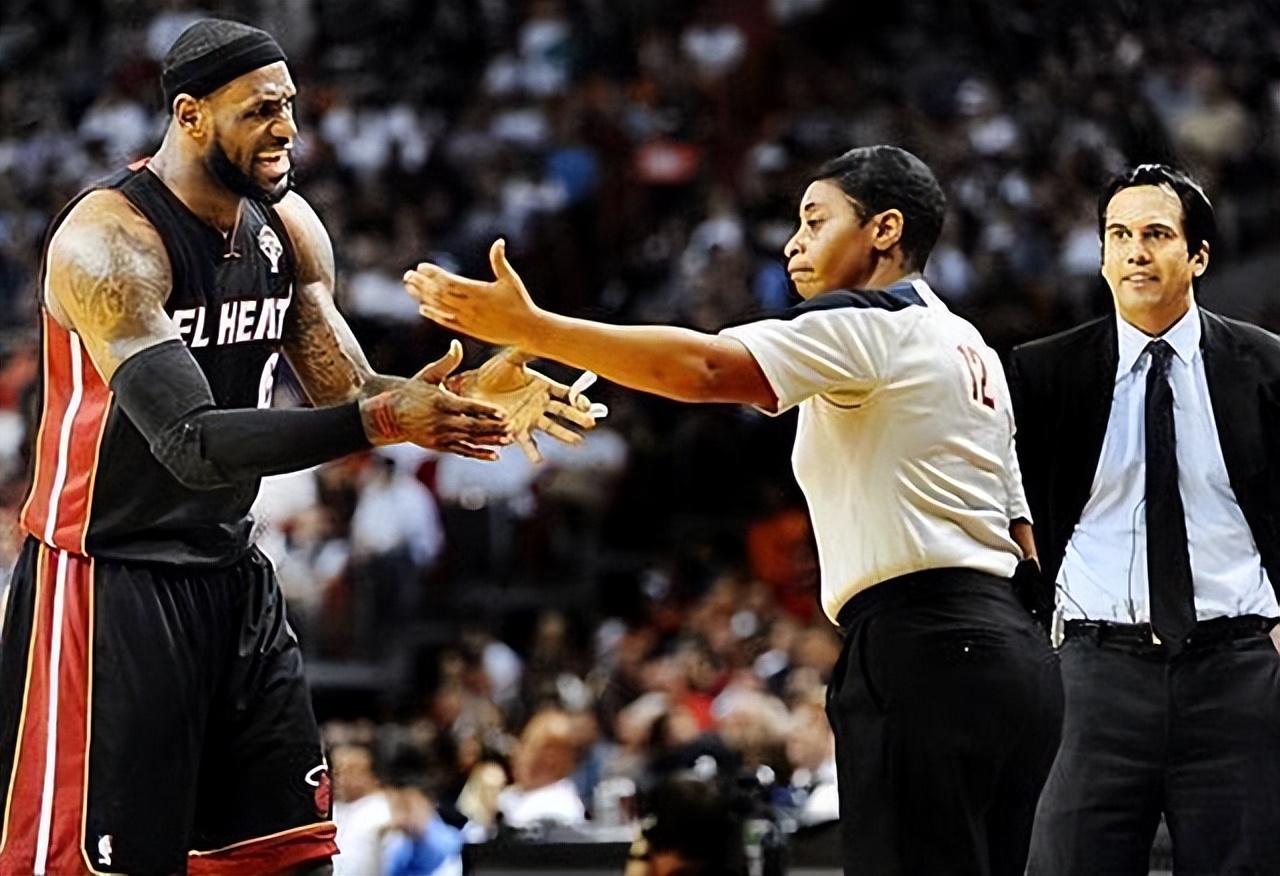 nba裁判影响比赛,cba裁判和教练之间的博弈