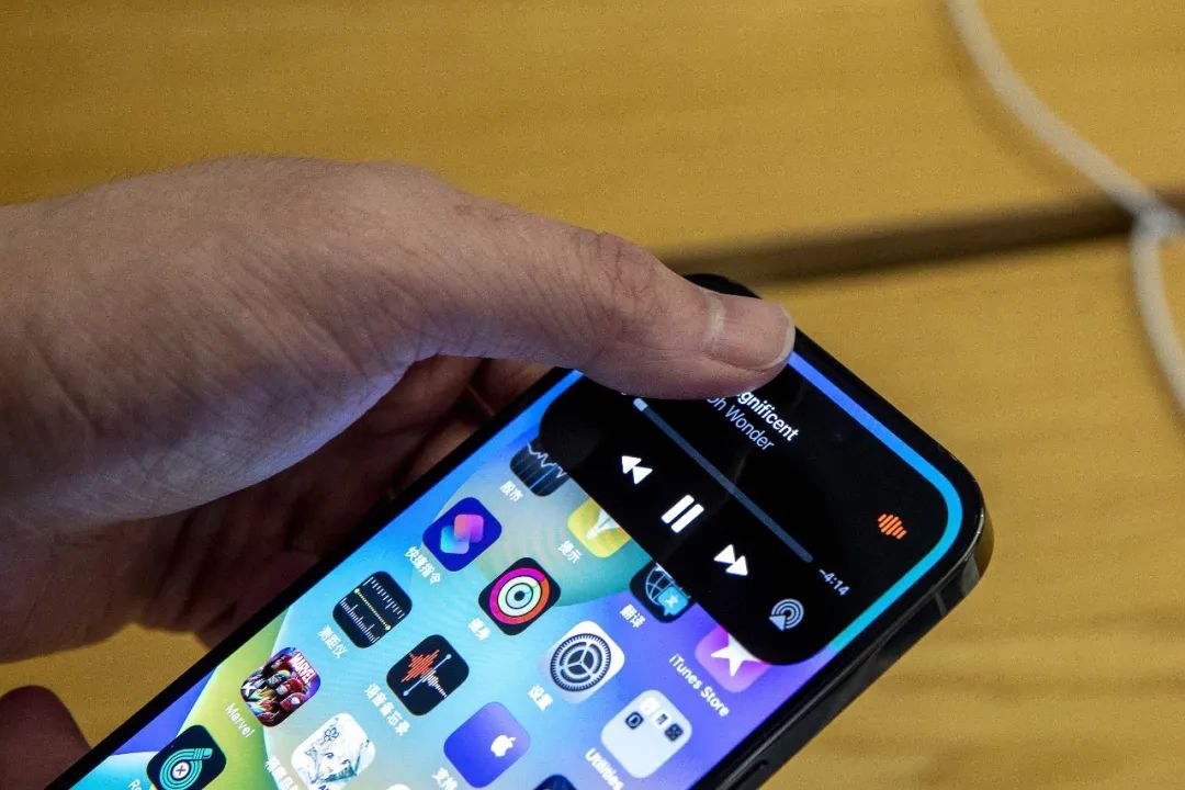 新机苹果iphone14,苹果14黄牛