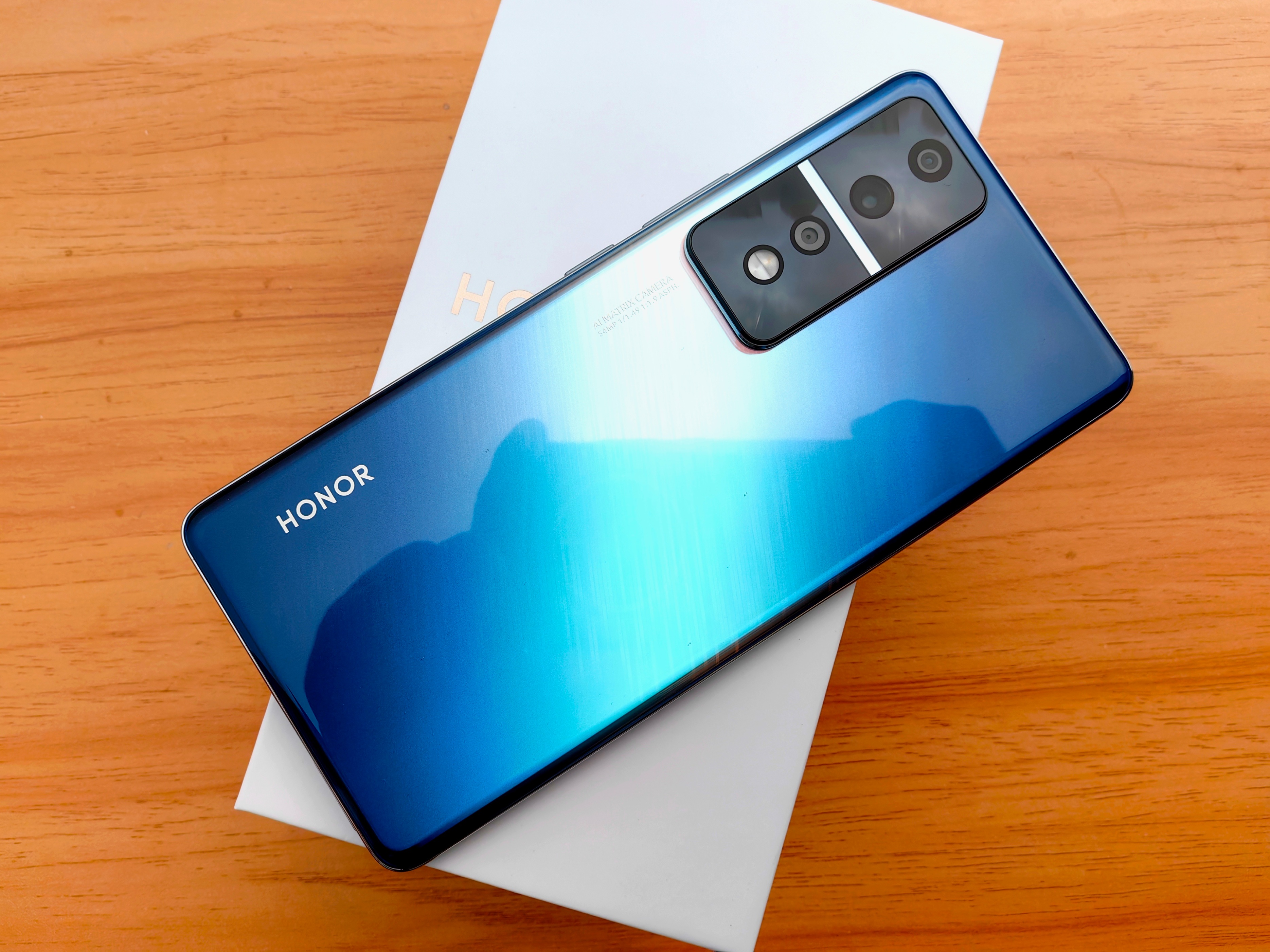 荣耀80gt首发评测,荣耀80GT全面评测