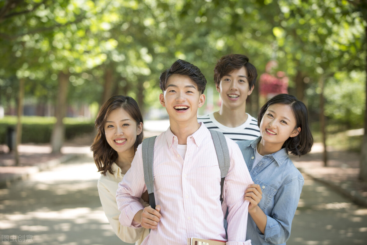 优秀作文志存高远高中,做一个有理想有担当的少年作文