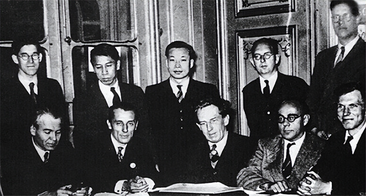 儿子被同学取了个外号改成真名,儿子被同学取外号父亲知道改真名