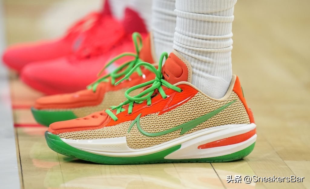 nba球星球鞋每日上脚adidas,nba球星球鞋标志大全图