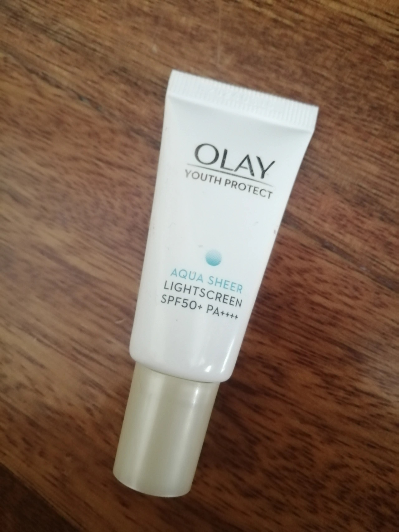 不出门需要涂防晒霜和隔离吗,不出门也要涂防晒测评