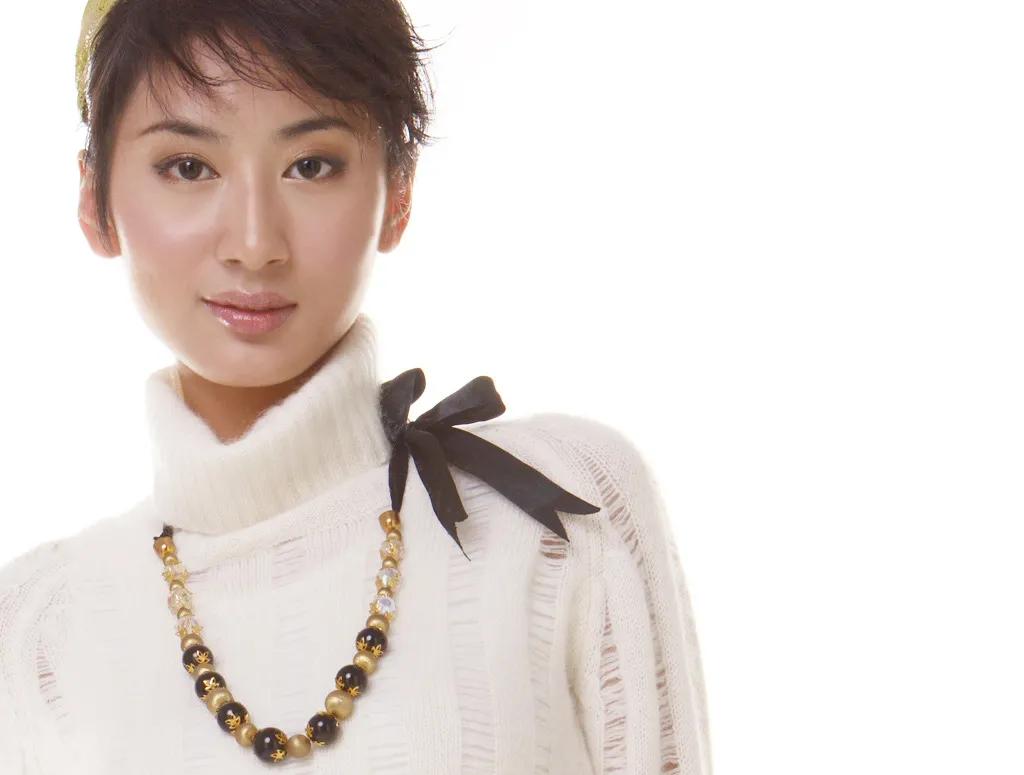 长相妩媚却情史干净的五位女星,不算特别惊艳却能红的五位女星