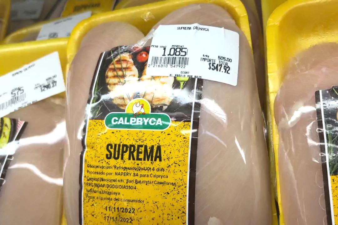 花了6000元在海上吃西餐,花了8000块钱到河里面吃一顿饭