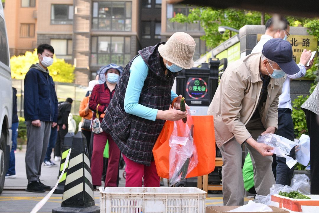 物资充足,不惧封控?这里有个上海人想和北京人聊聊自己的经历