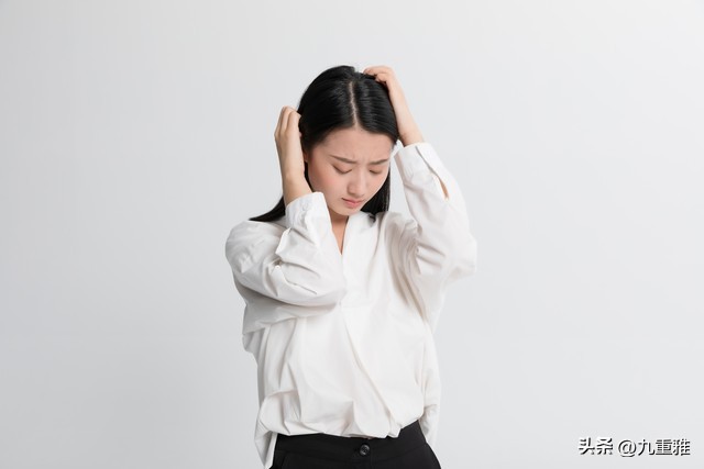 【AI高考作文】青少年呼唤“安静一下不被打扰”的成长空间