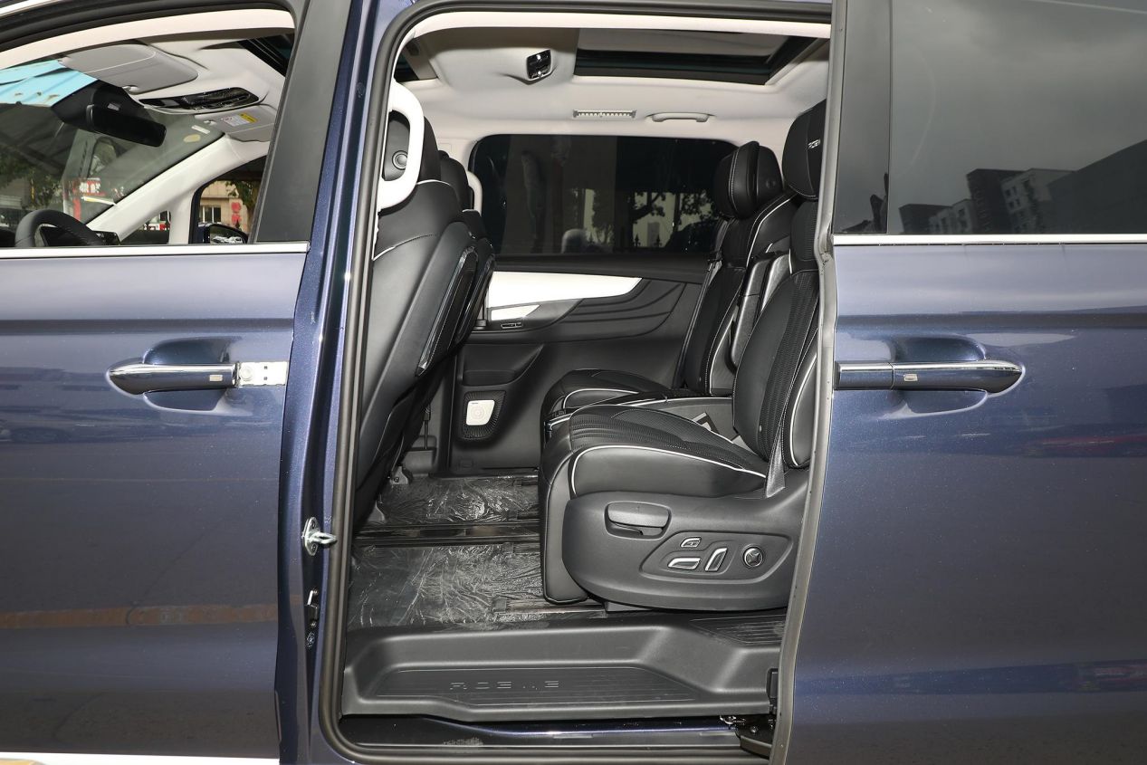 荣威优缺点在哪里,荣威品牌车历史讲解