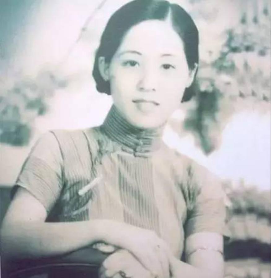 女商人资助落难青年,上海女商人帮助青年