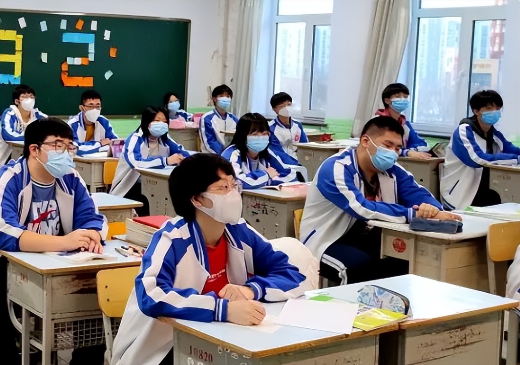 学理科还是学文科有前途张雪峰,张雪峰推荐学文还是学理