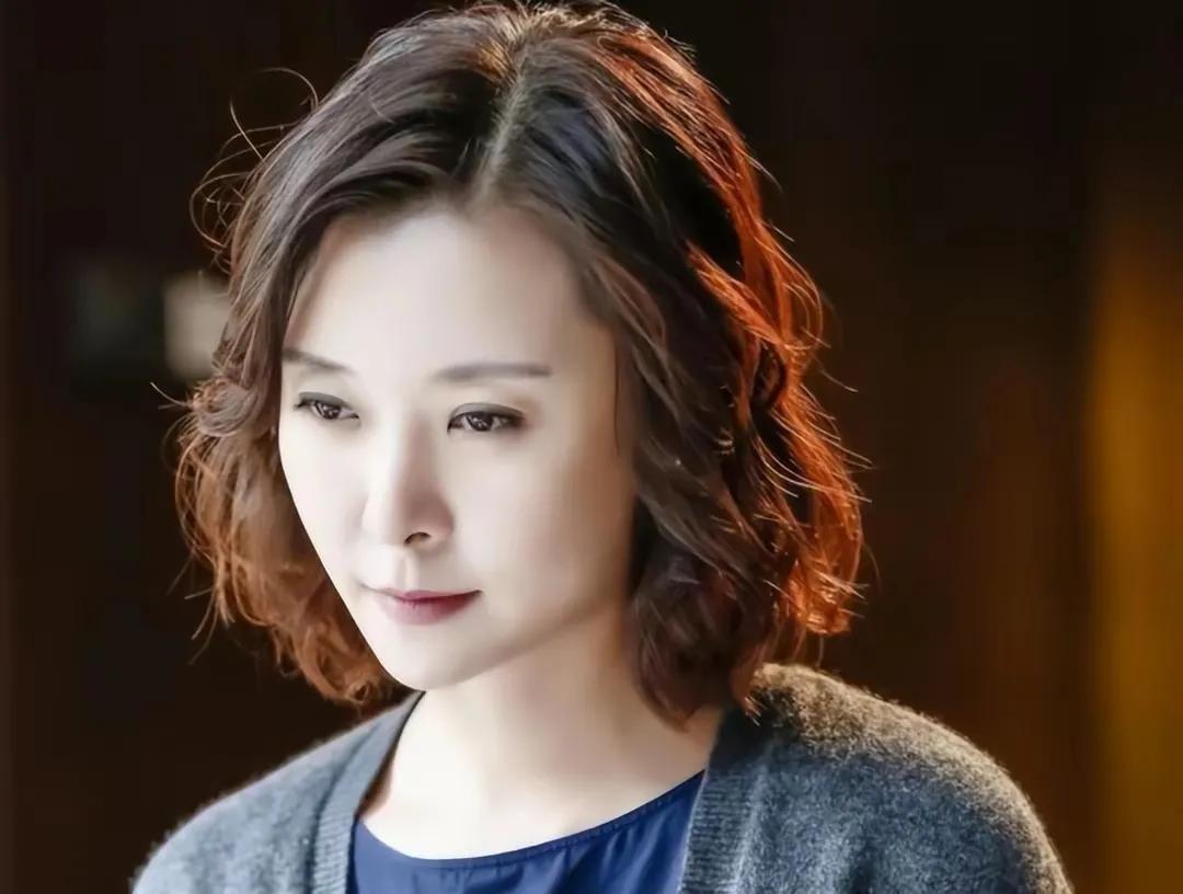 柯蓝和黄志忠因为哪部剧传出绯闻,49岁柯蓝谈情感合集