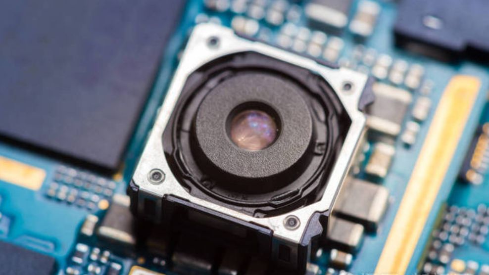 丘钛1月手机摄像头模组销量同比大减56.8%，受困“手机依赖症”
