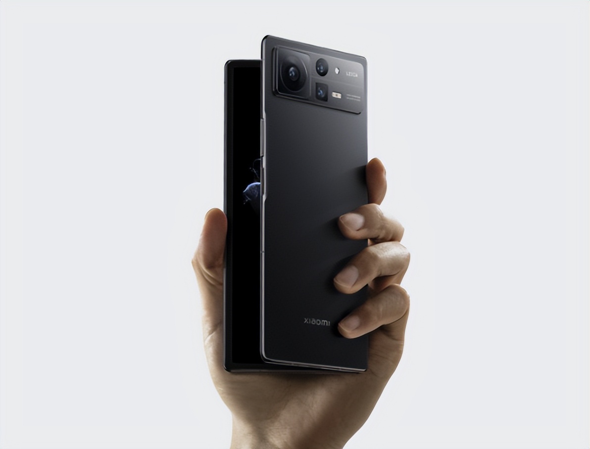 8999起！小米第二代折叠屏MIXFold2发布：骁龙8+芯片，高端稳了？