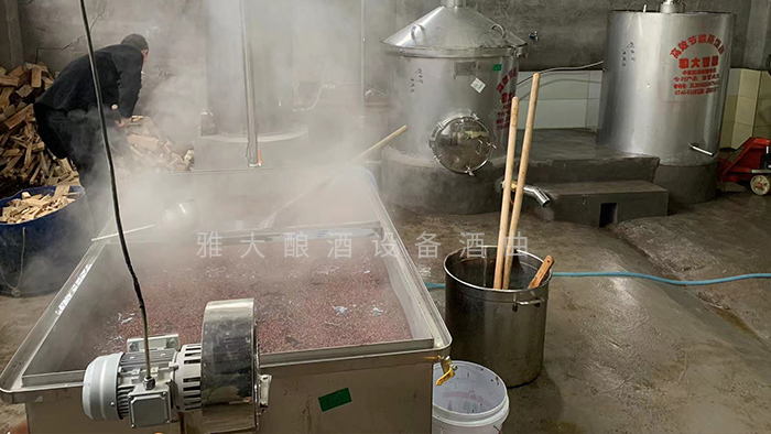 一般酿酒设备蒸粮全过程,酿酒设备做固态酒