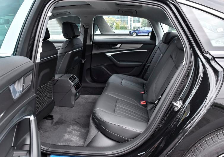 a6l后排座椅不舒服,a6l后排不好坐怎么办