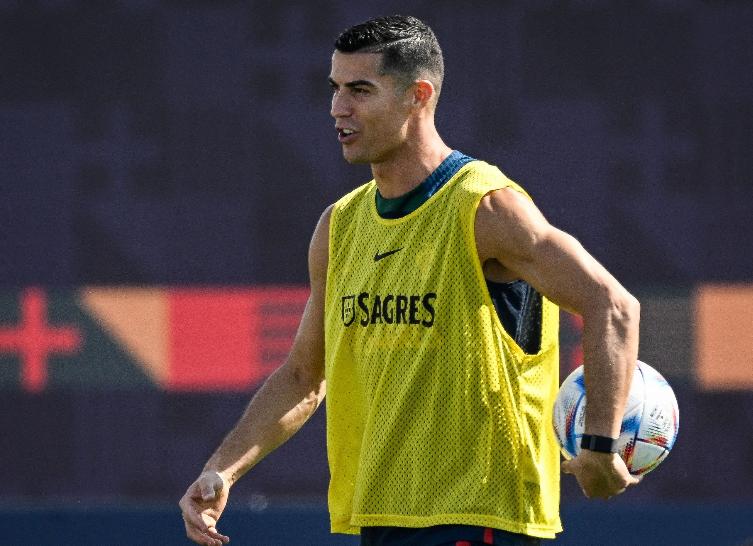 2022世界杯葡萄牙c罗替补几分钟,世界杯摩洛哥vs葡萄牙c罗替补上场