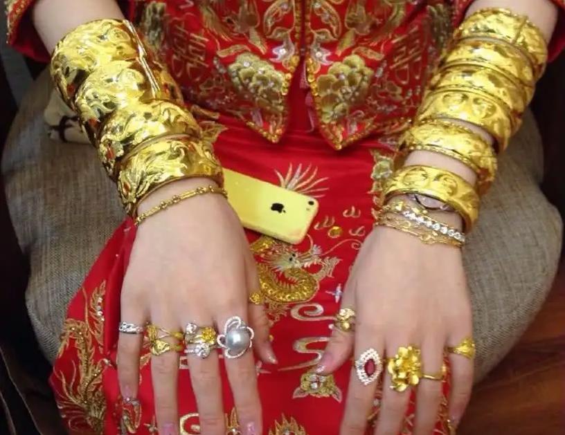 1折买翡翠,1折买奢侈品