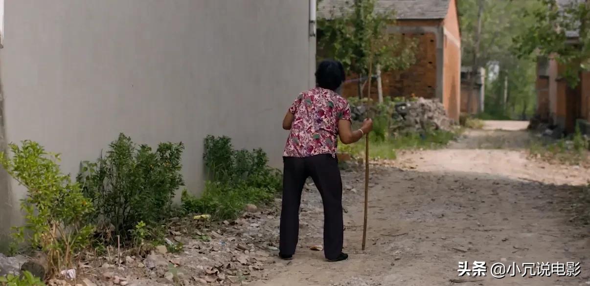 怀旧小电影《留夏》，小时候真敢，被锤的代价给特定女生弄礼物