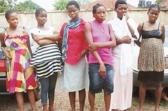 尼日利亚婴儿工厂被曝光,尼日利亚婴儿工厂被捣毁