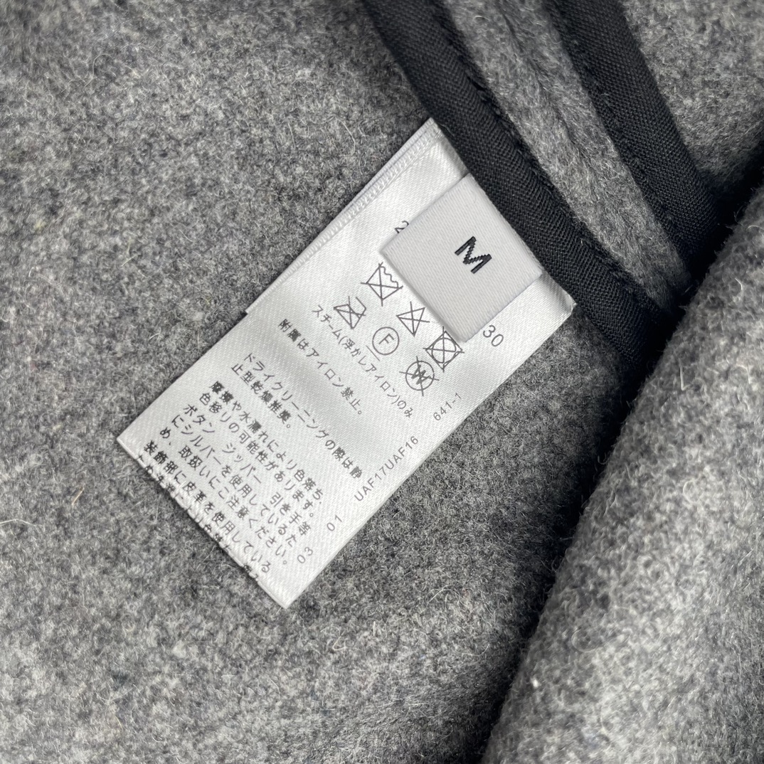 ChormeHearts克罗心CH22FW银扣羊绒衬衫夹克外套