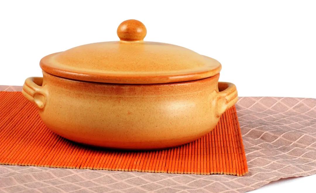 瓷器和陶器有哪些区别,原材料是大米吗